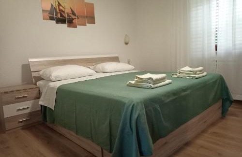 Loznati Apartment | Apartments Vodarić Loznati