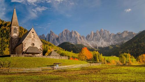 Funes House | Apartments Weissbrunn