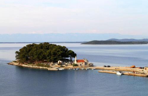 Savar Apartment | Apartments with parking space Savar, Dugi otok - 12762