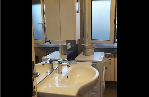 Monte Sacro Apartment | ApartmentWI-FI super fast! Metro B1 JONIO