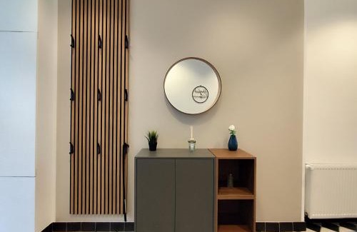 Celle Apartment | ApartZ - Celle Altstadt - bis 9 Personen, 3 SZ, Infrarotsauna, Parkplatz, W-LAN, Dachterrasse