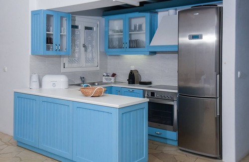 Krotiri House | "Aperado" Luxury House Villa, Swimming Pool, spectacular View, Tennis Court