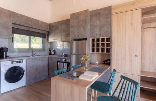 Sigri Apartment | Apolithon Premium Houses