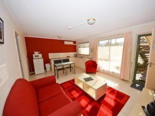 Apollo Bay Hotel | Apollo Bay Motel & Apartments