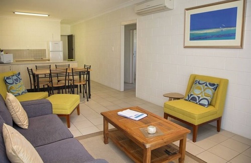 South Mission Apartment | Apollo Jewel Beachfront No 2