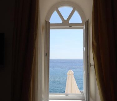 Ermoupoli Hotel | Apollonion Palace