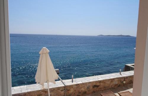 Ermoupoli Hotel | Apollonion Palace