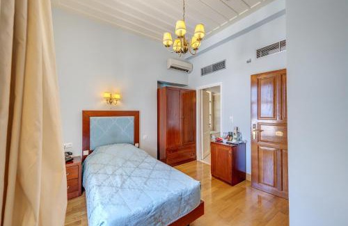Ermoupoli Hotel | Apollonion Palace