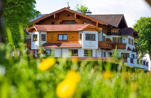 Ramsau am Dachstein Apartment | App. A Rötelstein/2 bedrooms/shower, bath, WC - Landhaus Kirchgasser