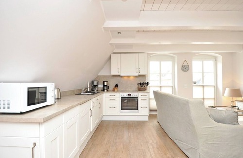St. Peter-Ording Apartment | App. "Dorfleben 1" - Directly in St.Peter-Dorf with balcony