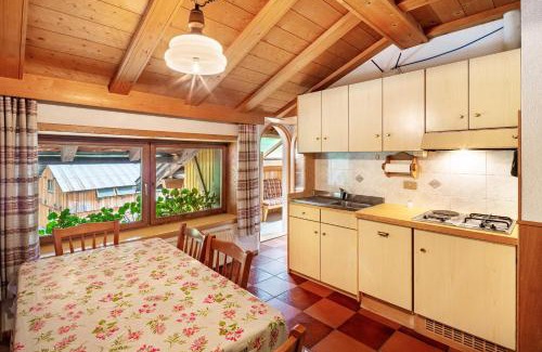 Livinallongo del Col di Lana Apartment | Appartamento La Mirandola Rosso