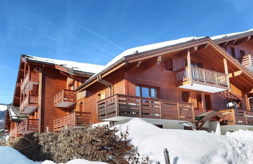 Notre-Dame-de-Bellecombe Condo | Appart à 50m des Commerces |Près des Pistes+Balcon