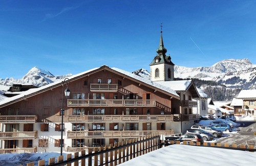 Notre-Dame-de-Bellecombe Condo | Appart à 50m des Commerces |Près des Pistes+Balcon