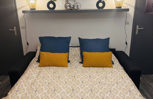 Evreux Apartment | Apparemment Avec Parking Sécurisé Dans le Centre-ville à 50m du Cinéma et Macdo