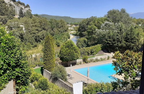 Vaison-la-Romaine Apartment | Appart 7pers, swimming pool, garden in VAISON LA ROMAINE in VAUCLUSE