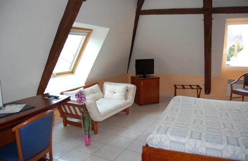 La Suze-sur-Sarthe Apartment | Appart'hôtel La Suze sur Sarthe