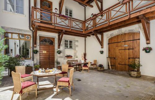 Salins-les-Bains Hotel | Appart Hotel Charles Sander