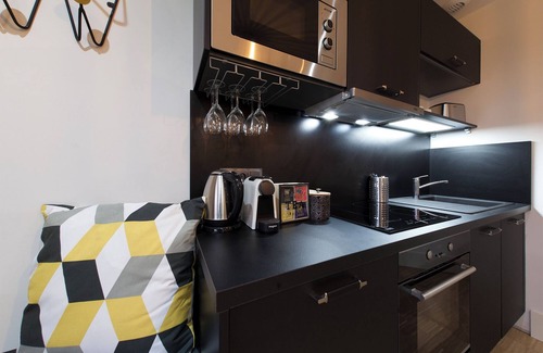 Louhans Apartment | Appart Hotel Eugenie