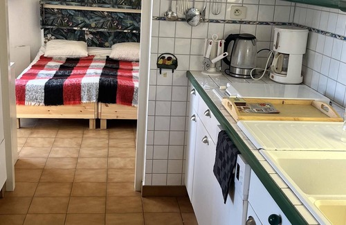Hyeres Apartment | Appart les Salins sleeps 6
