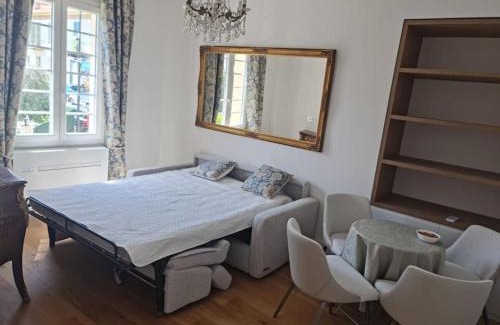 Saint-Jean-Cap-Ferrat Apartment | Appart Saint Jean pieds dans l'eau