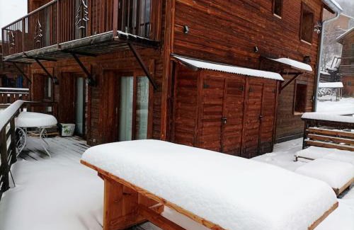 Allos Apartment | Appart T3 avec Terrasse de 60m2 Chalet Le Coucou ALLOS