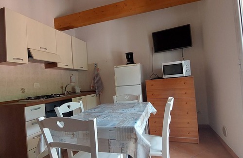 Moneglia Apartment | Appartamenti Enrica /Just 400 m away from the sea , new flat for 4 people