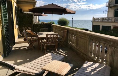 Castiglioncello Apartment | Appartamenti fronte mare