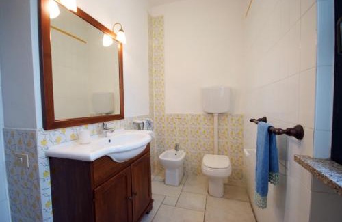 Marina di Campo Apartment | Appartamenti Serenity - 2 posti auto - in villa e in centro