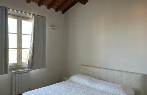 Cecina Apartment | Appartamenti Teresa & Adele, 2 km dal mare, 2 bagni, giardino recintato, WIFI, posto auto
