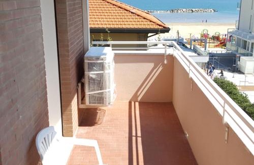 Viserbella Apartment | Appartamento 3 camere con vista sul mare e parcheggio
