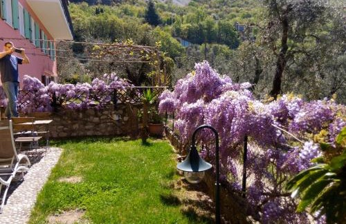 Malcesine Apartment | APPARTAMENTO AURORA Val di Sogno