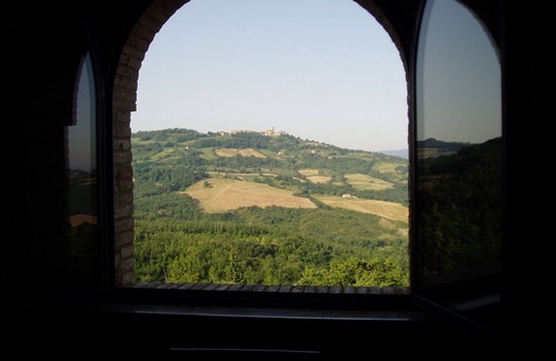 Radicondoli Apartment | Appartamento Bacco. Sunset view, bio-pool & garden
