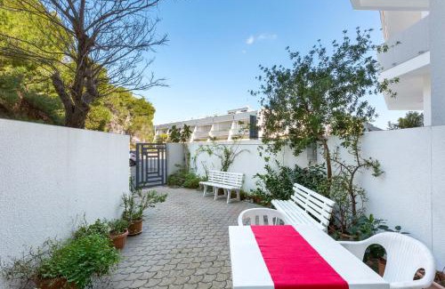 Rivabella Apartment | Appartamento Baiabella by BarbarHouse