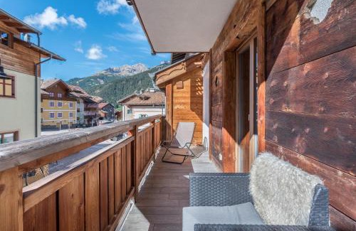 San Giovanni di Fassa Apartment | Appartamento Ciasa