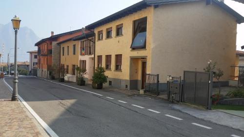 Solto Collina Apartment | Appartamento Clivo