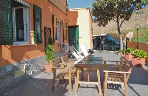 Riva Trigoso Apartment | Appartamento con giardino Dolcemare