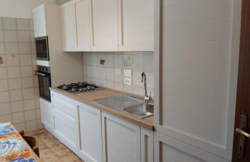 Rezza Apartment | Appartamento con posto auto privato comodo a centro e spiagge