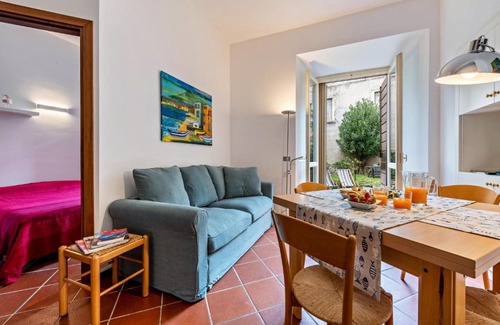 Gargnano Apartment | Appartamento dell'artista