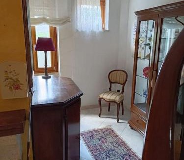 Villafranca di Verona Apartment | Appartamento in corte