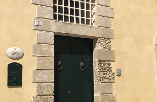 Poggiardo House | Appartamento in palazzo Umberto