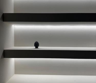 Castelnovo ne' Monti Apartment | appartamento inutile, ma non troppo!