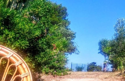 Siniscola House | "Appartamento Bouganville 1" with Sea View, 20 m from beach & Shared Terrace