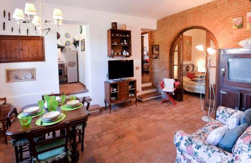 lsola d'Arbia Apartment | Appartamento Le Macine