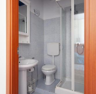 Tresana Apartment | Appartamento Perla in front of the Castle- Pool, wellness&Special Dinner