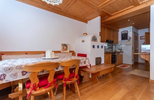 Pie Falcade Apartment | Appartamento Sandra