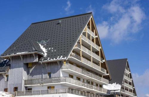Besse-et-Saint-Anastaise Apartment | Appartement 2 pièces, les Chalets de Super-Besse