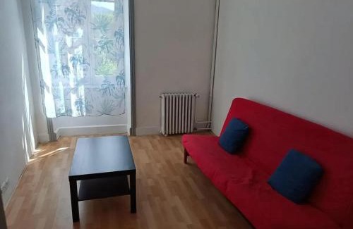 Saint-Martin-de-Valamas Apartment | Appartement chaleureux à Saint-Martin-de-Valamas 53 m² avec terrasse