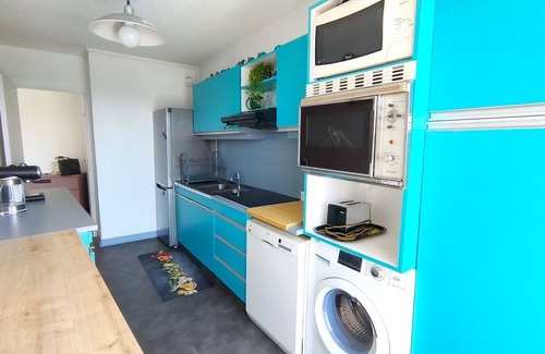 Mandelieu-La-Napoule Apartment | Appartement Lumineux à Cannes Marina, Dernier Étage, vue Marina - Baie de Cannes