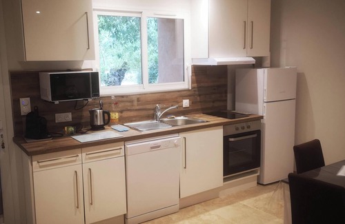 Saint-Antonin-du-Var Apartment | Appartement 2 Chambres à Saint Antonin du Var, Proche de Lorgues