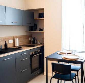 Le Teil Apartment | Appartement élégant avec balcon et parking privé